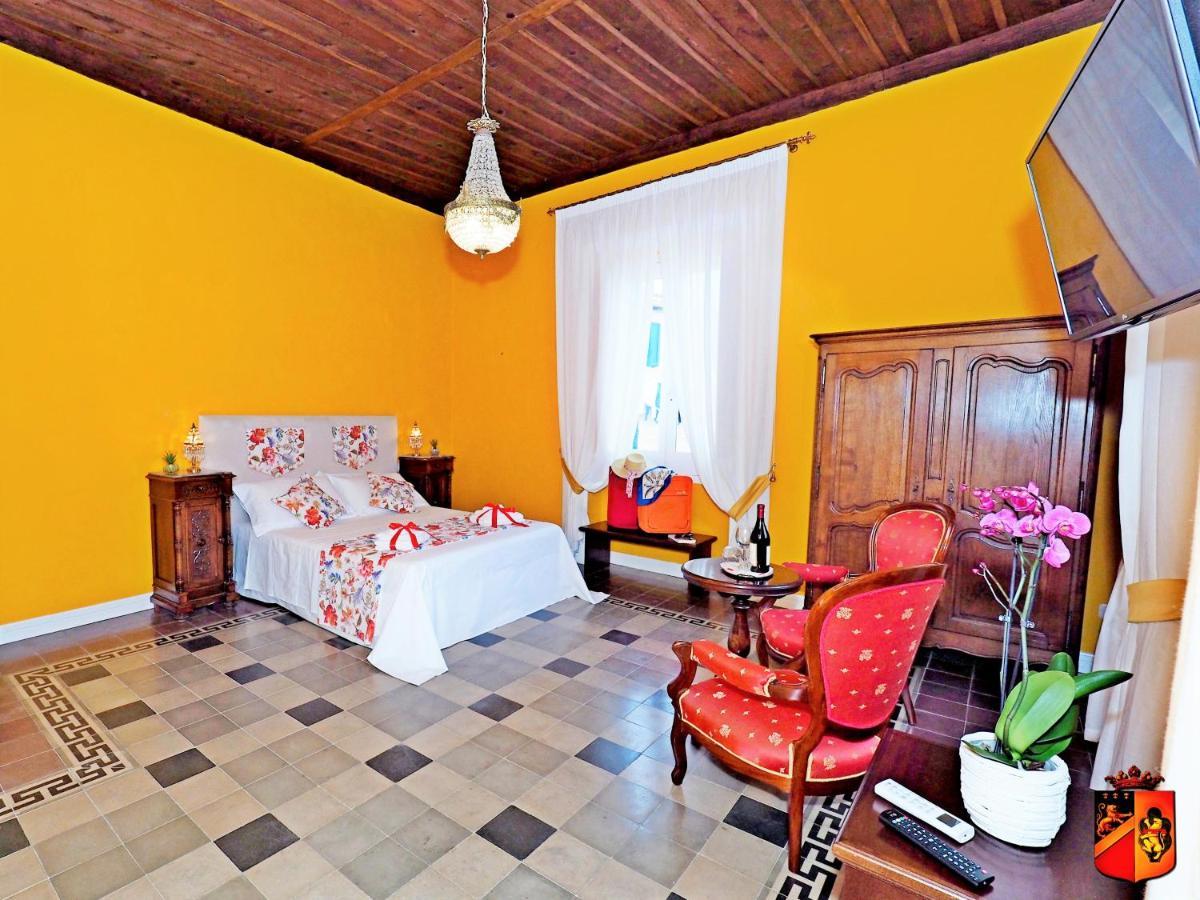 Bed and Breakfast Palazzo Toraldo Di Francia Tropea Zewnętrze zdjęcie