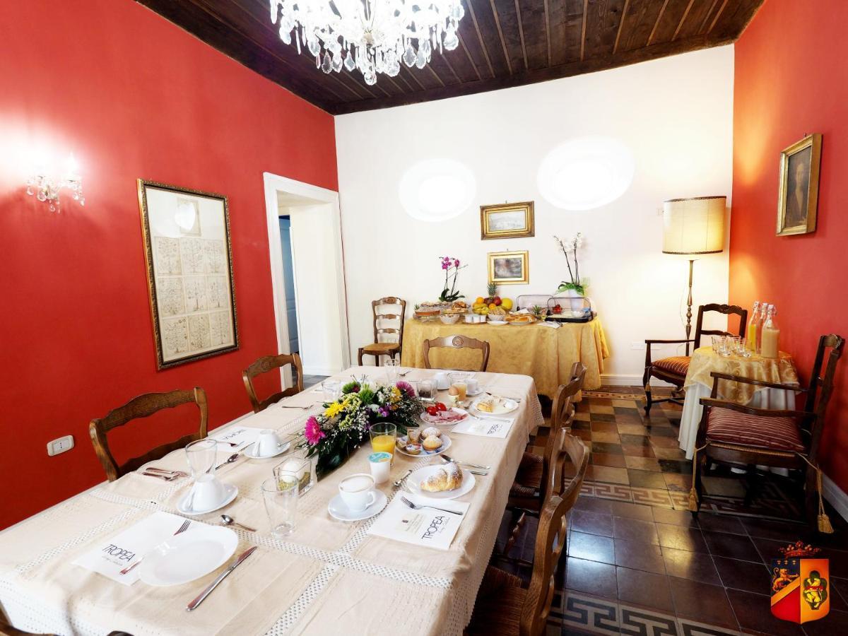 Bed and Breakfast Palazzo Toraldo Di Francia Tropea Zewnętrze zdjęcie