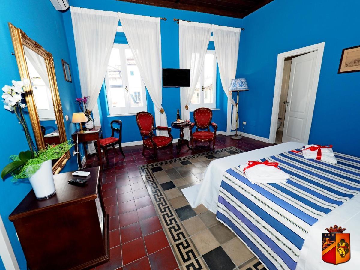 Bed and Breakfast Palazzo Toraldo Di Francia Tropea Zewnętrze zdjęcie